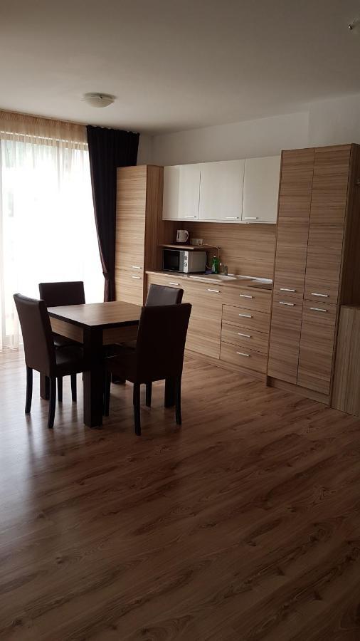 Millennium Apart Complex Aparthotel Sveti Vlas Exteriör bild