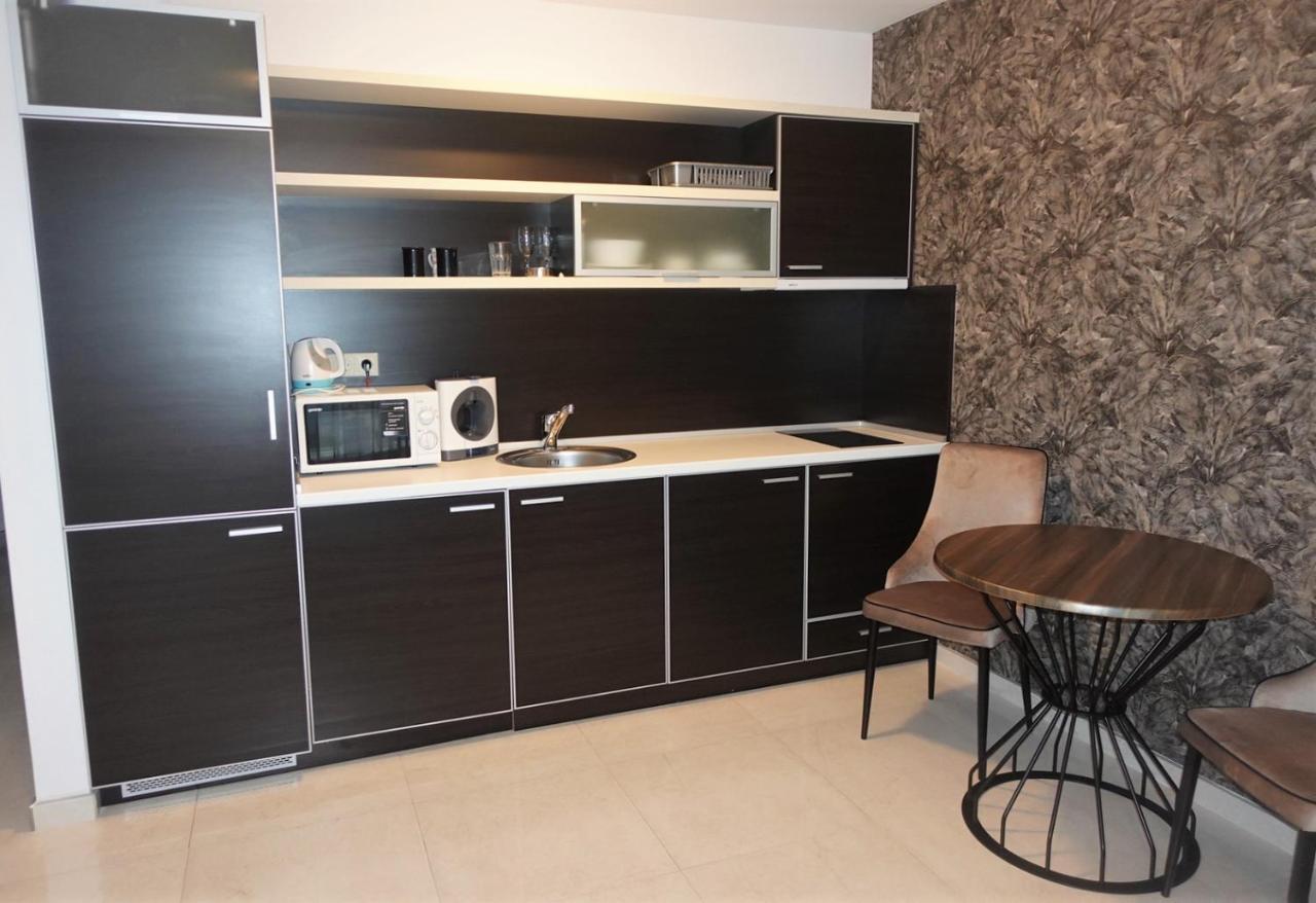 Millennium Apart Complex Aparthotel Sveti Vlas Exteriör bild
