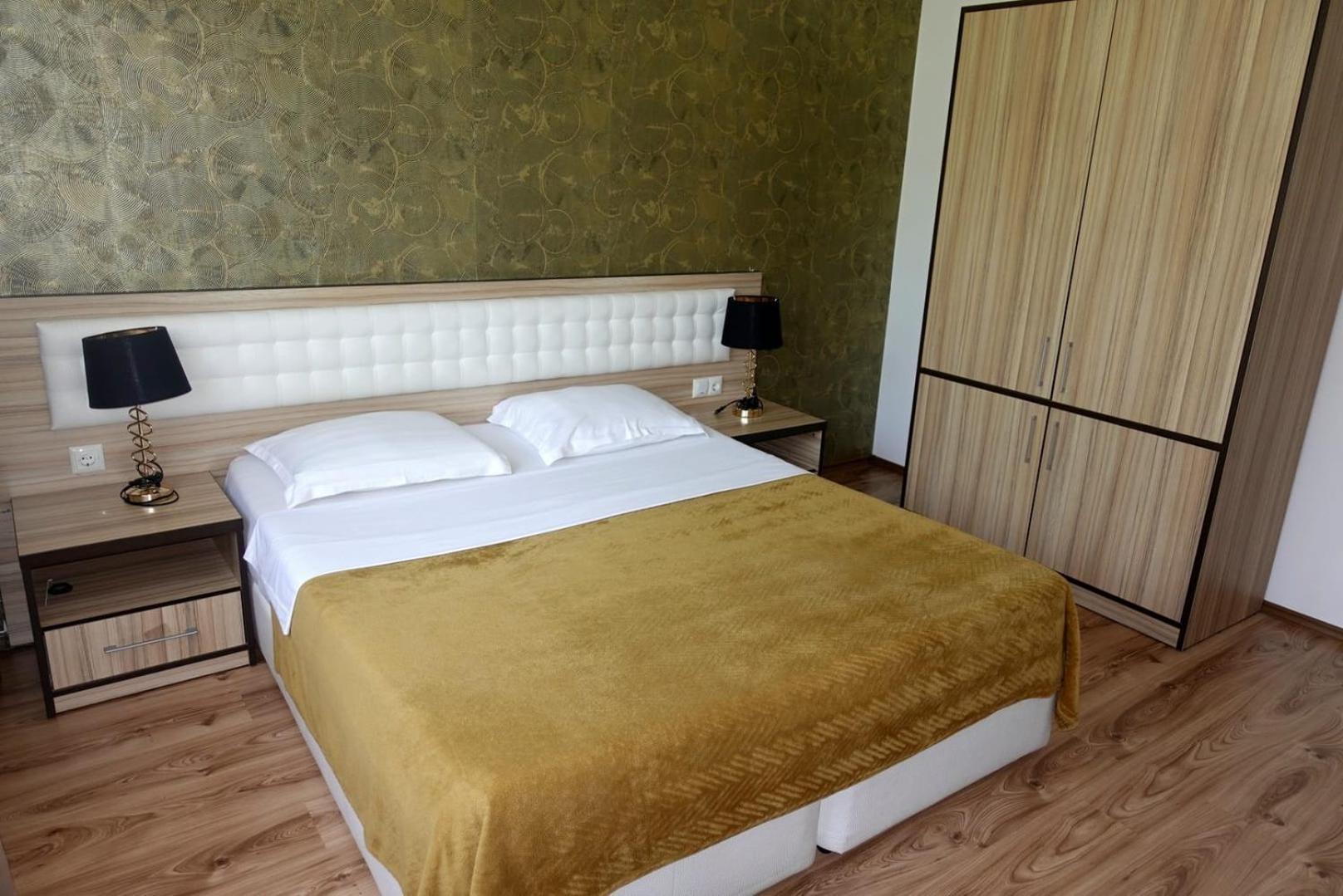 Millennium Apart Complex Aparthotel Sveti Vlas Exteriör bild