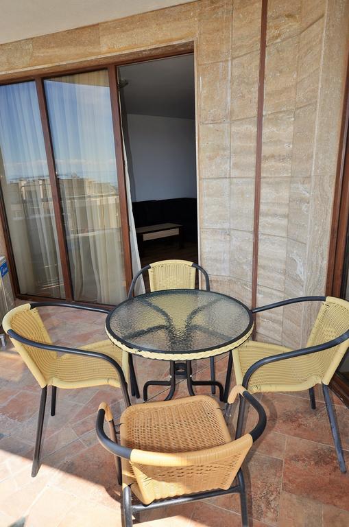 Millennium Apart Complex Aparthotel Sveti Vlas Exteriör bild
